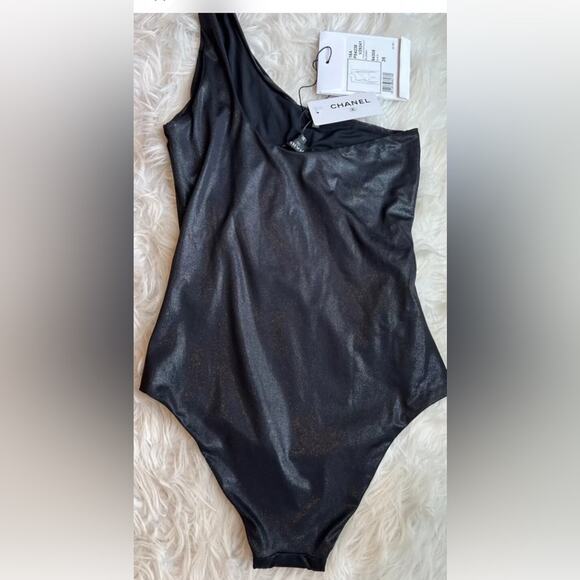 CHANEL 16A Black CC Logo ONE SHOULDER  Swimsuit FR36 US4 NEW w/tags - Picture 3 of 11